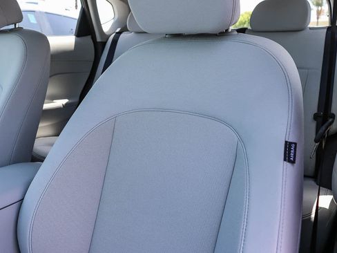 New 2026 Hyundai Kona SE FWD image 30