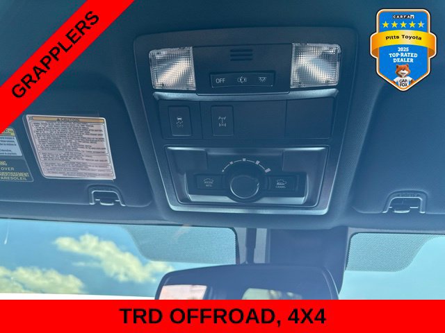 Used 2019 Toyota Tacoma TRD Off-Road AWD/4WD image 22