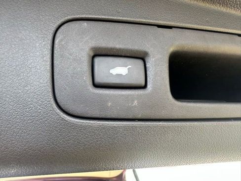 Used 2016 Honda CR-V Touring image 30