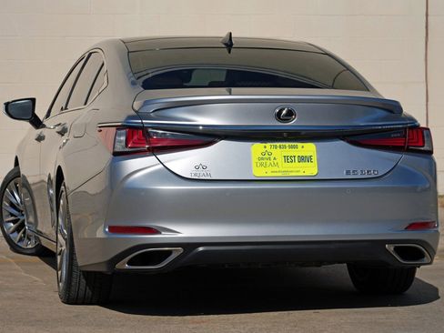 Used 2022 Lexus ES 350 Ultra Luxury w/ Accessory Package 2 image 6
