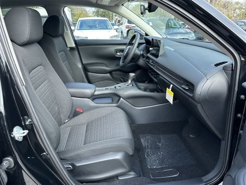 New 2026 Honda HR-V LX image 17