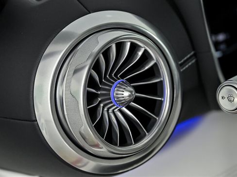 Used 2026 Mercedes-Benz Maybach SL 680 image 26