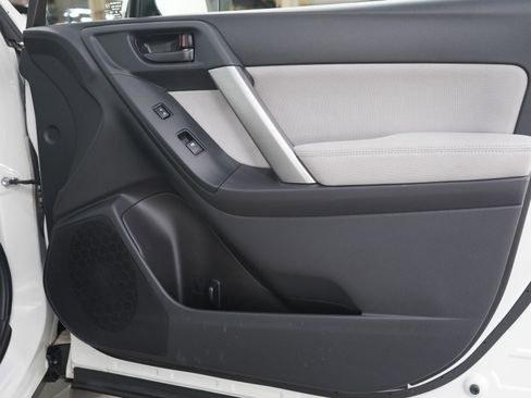 Used 2015 Subaru Forester 2.5i Premium w/ Popular Package #1 image 9