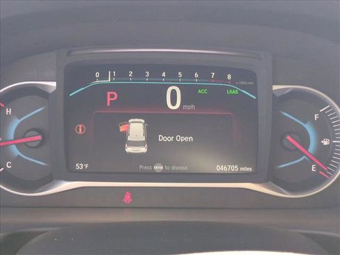 Used 2022 Honda Pilot Touring image 11