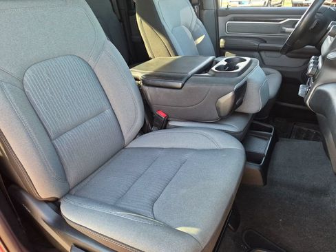 Used 2022 RAM 1500 Big Horn AWD/4WD image 30