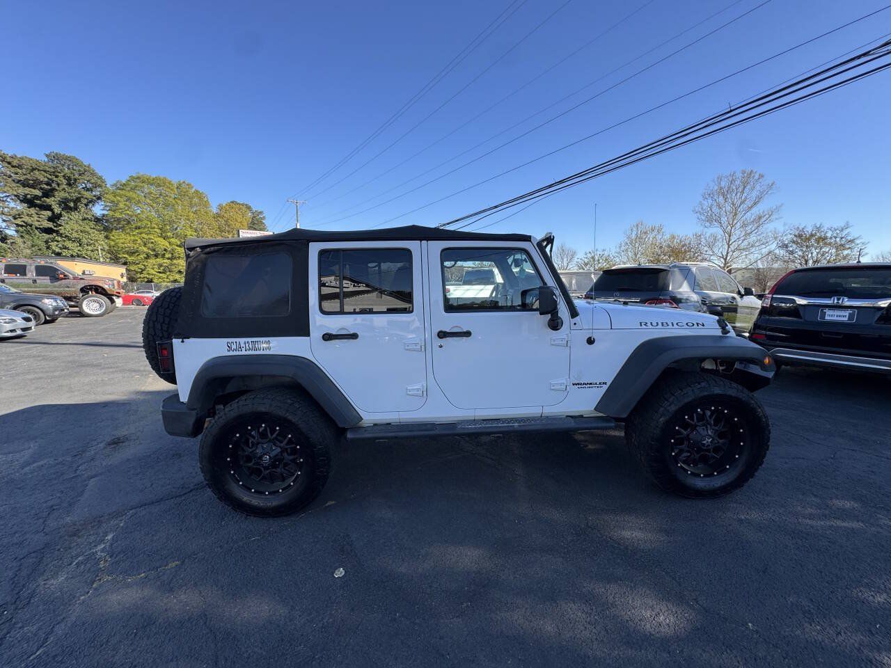 Used 2013 Jeep Wrangler Unlimited Rubicon AWD/4WD image 4
