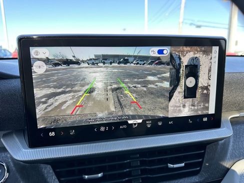 Used 2025 Ford Explorer Platinum w/ Ultimate Package image 23