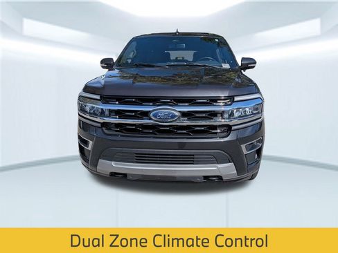 Used 2023 Ford Expedition Limited image 10