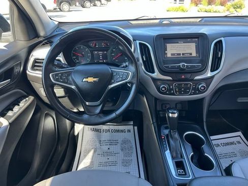 Used 2018 Chevrolet Equinox LT AWD/4WD image 18