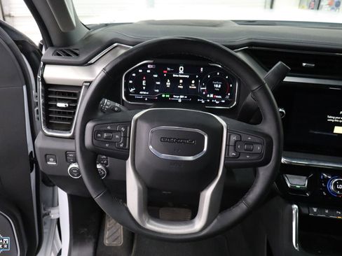 Used 2024 GMC Sierra 2500 Denali w/ Denali Reserve Package image 15