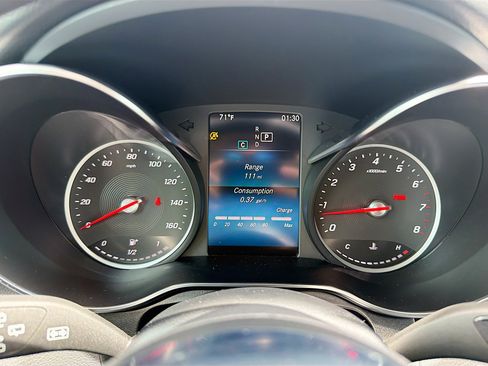 Used 2020 Mercedes-Benz GLC 300 image 39