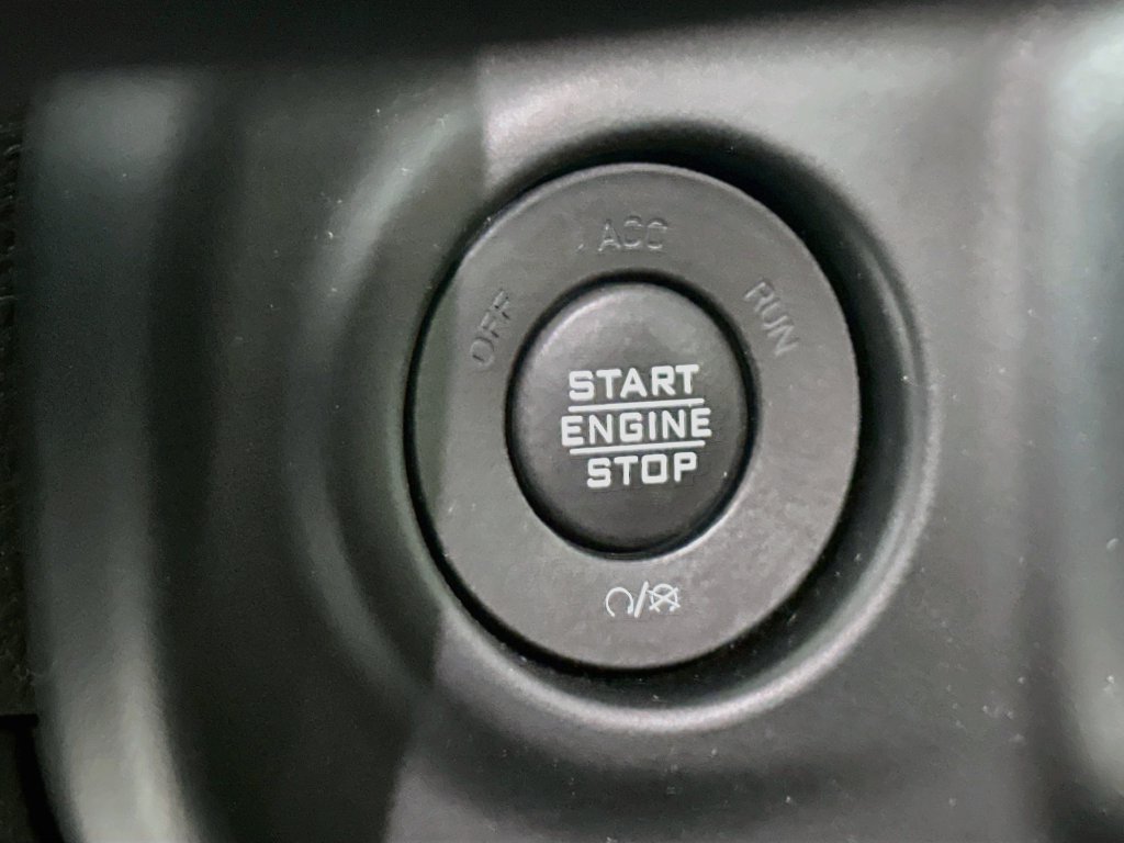 Used 2023 Jeep Wrangler Unlimited Sport AWD/4WD image 19