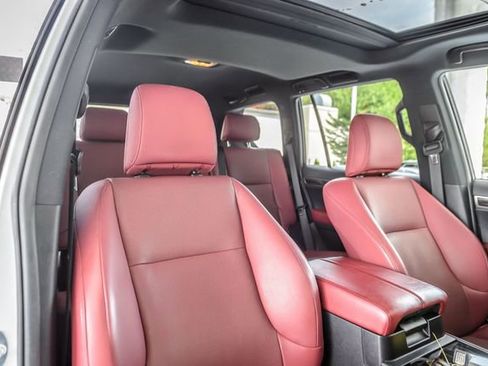 Used 2021 Lexus GX 460 Premium image 34