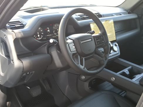 New 2026 Land Rover Defender 110 X-Dynamic SE AWD/4WD image 10