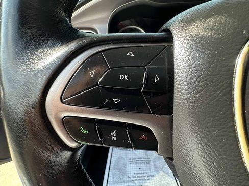 Used 2019 Dodge Charger SXT w/ Leather Interior Group RWD image 15