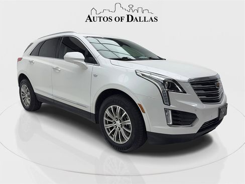 Used 2018 Cadillac XT5 Luxury w/ Driver Awareness Package image 2