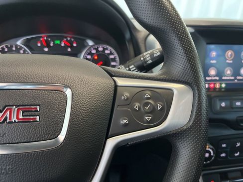 Used 2023 GMC Terrain SLE FWD image 7