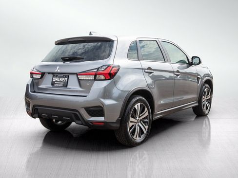 Used 2026 Mitsubishi Outlander Sport SE AWD/4WD image 5