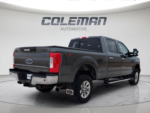 Used 2017 Ford F350 Lariat image 5