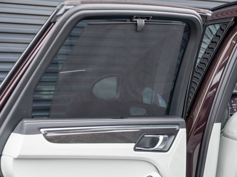 New 2026 Porsche Macan GTS image 38