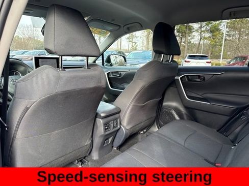 Used 2025 Toyota RAV4 LE image 20