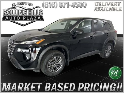 Used 2024 Nissan Rogue S AWD/4WD image 1