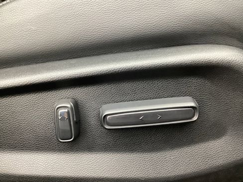 Used 2018 Honda Accord Touring image 42