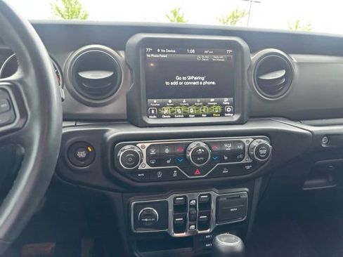 Used 2022 Jeep Wrangler Unlimited Sport AWD/4WD image 12