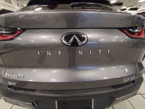Used 2023 INFINITI QX55 Essential image 28