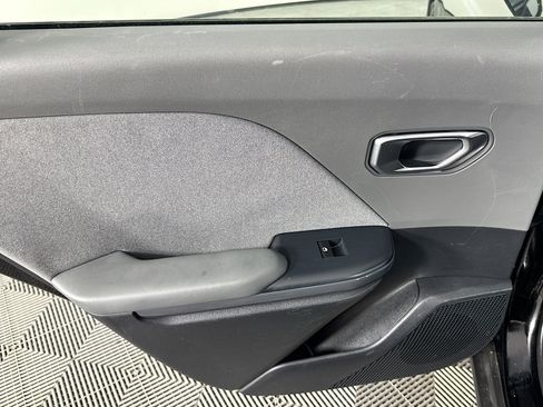 Used 2025 Kia K4 EX image 25