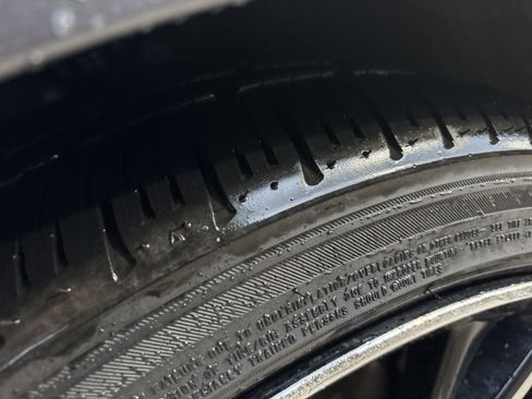 Used 2021 Honda Accord Touring image 12