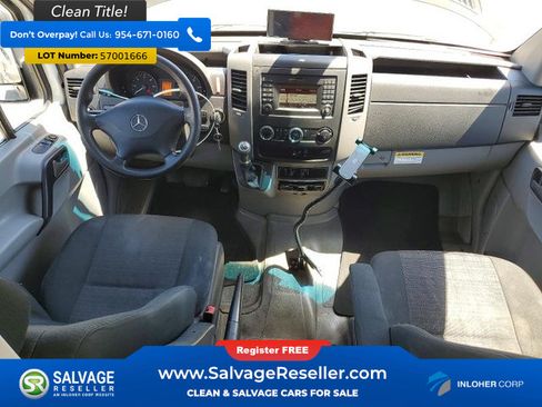Used 2016 Mercedes-Benz Sprinter 2500 image 11