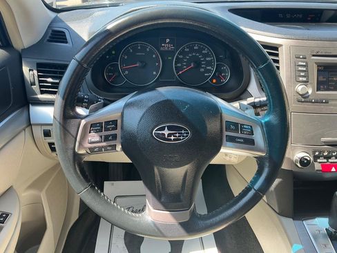 Used 2014 Subaru Outback 2.5i Premium AWD/4WD image 21