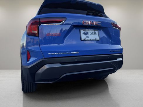 Used 2026 GMC Terrain Elevation image 5