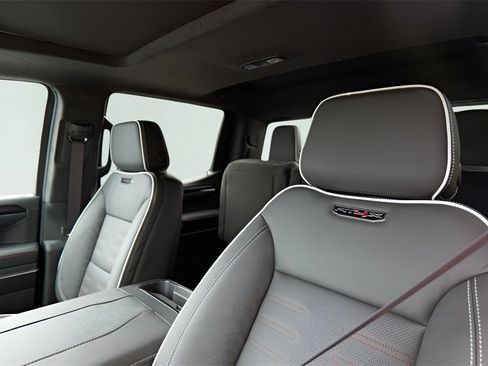 New 2026 GMC Sierra 1500 AT4X image 10