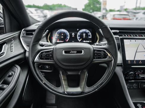 New 2025 Jeep Grand Cherokee Overland w/ Adv Protech Group III AWD/4WD image 30