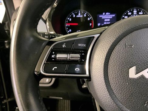 Used 2023 Kia Seltos S image 18