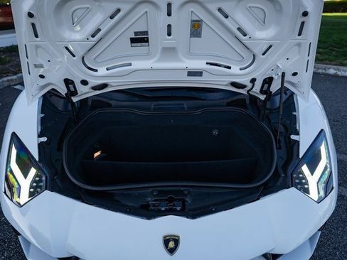 Used 2015 Lamborghini Aventador LP 700-4 image 34