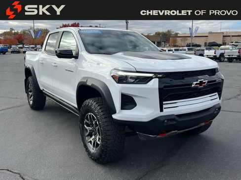 Certified 2024 Chevrolet Colorado ZR2 w/ Technology Package image 5