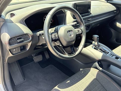 Certified 2025 Honda HR-V Sport image 2