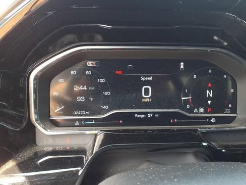 Used 2024 GMC Sierra 1500 Elevation w/ Preferred Package AWD/4WD image 8