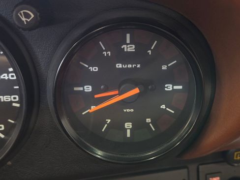 Used 1990 Porsche 911 Carrera image 20