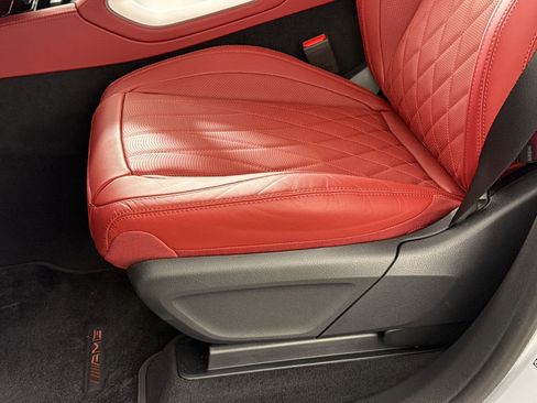 New 2026 Mercedes-Benz GLS 63 AMG 4MATIC image 14
