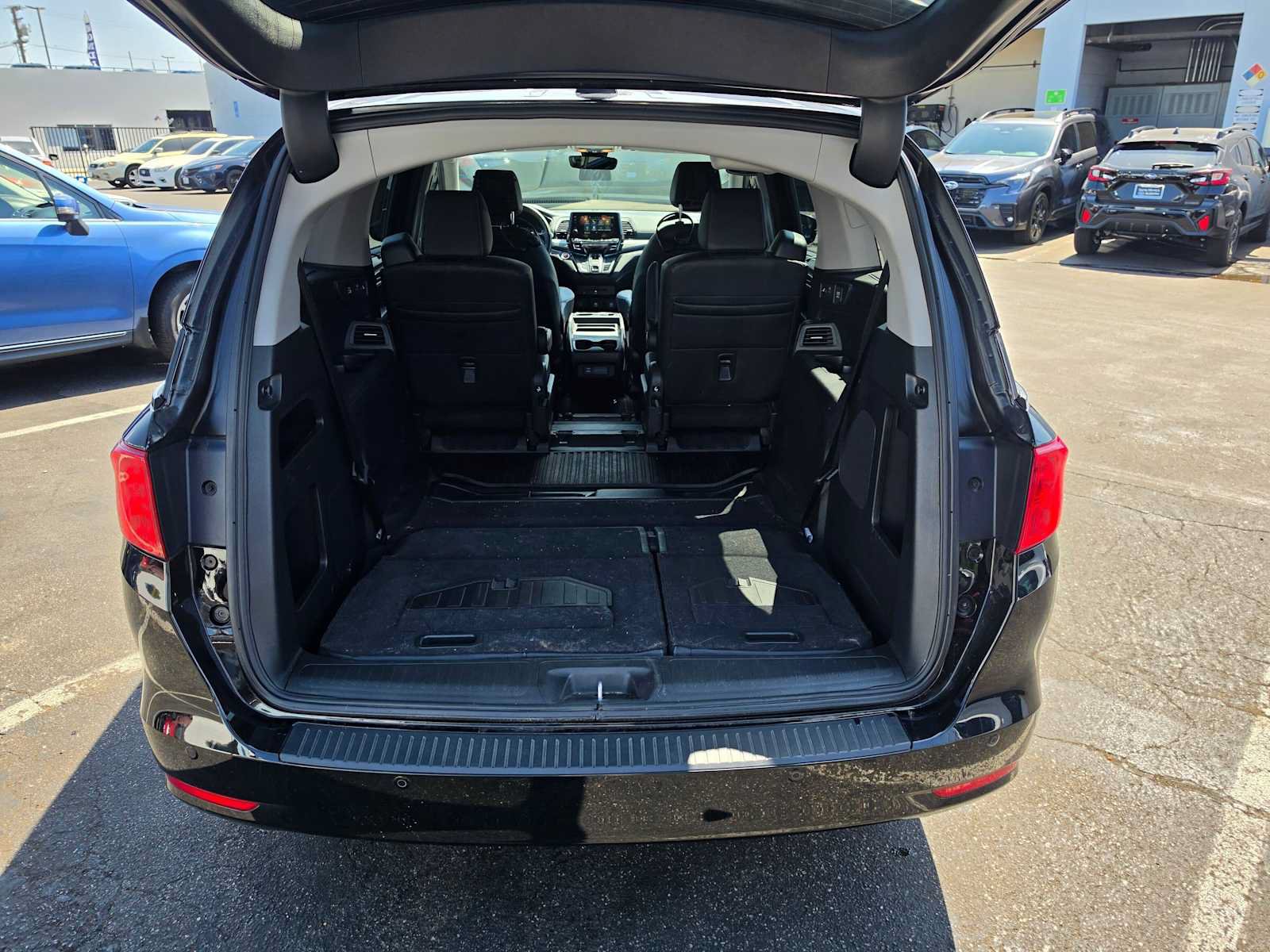 Used 2022 Honda Odyssey Touring image 17