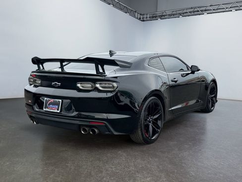 Used 2021 Chevrolet Camaro LT w/ Redline Edition RWD image 5