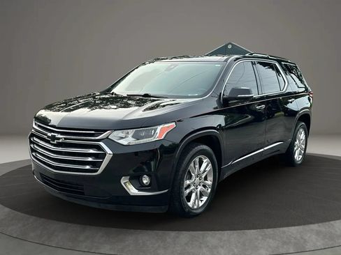 Used 2018 Chevrolet Traverse High Country w/ LPO, Floor Liner Package AWD/4WD image 7