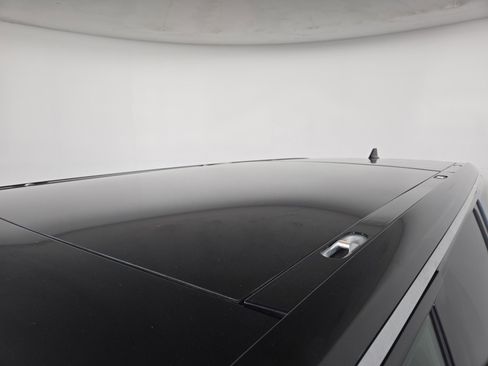 Used 2022 Rivian R1S Launch Edition image 13