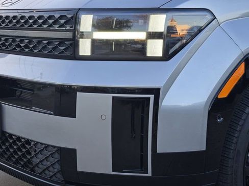 Certified 2025 Hyundai Santa Fe Calligraphy image 9