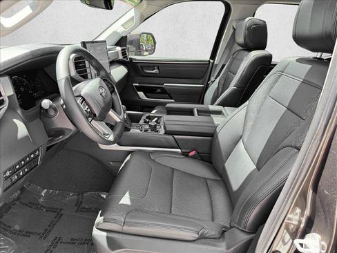 Used 2023 Toyota Tundra Limited w/ Power Package AWD/4WD image 10