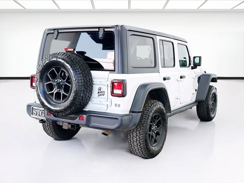 Used 2024 Jeep Wrangler Unlimited Sport AWD/4WD image 4